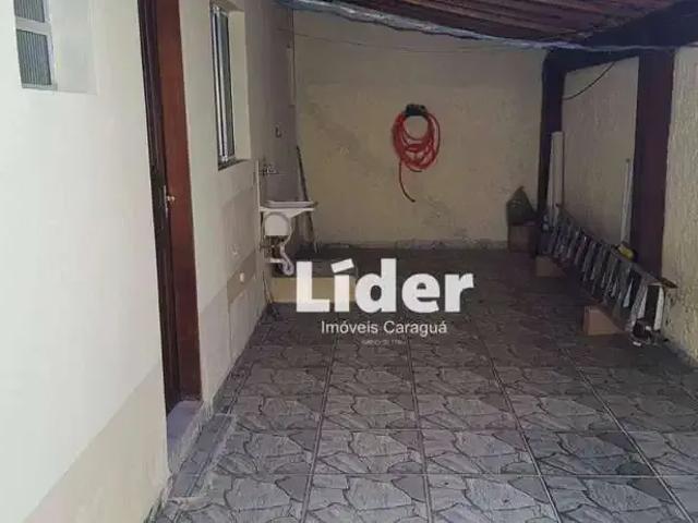 Casa / Sobrado em Condomínio para Venda em Caraguatatuba/SP Martim de Sá 3 Quartos