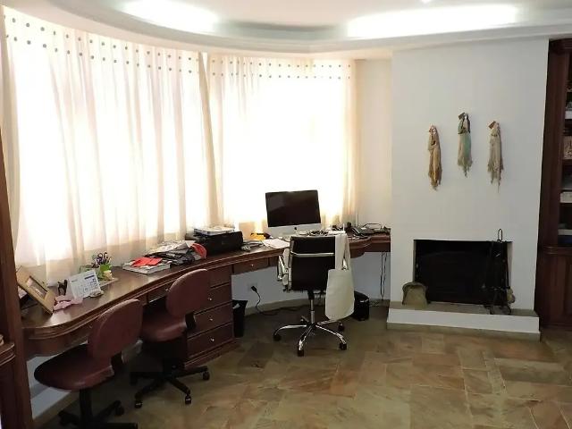 Casa / Sobrado em Condomínio para Venda em Carapicuíba/SP Chácara de La Rocca 5 Quartos