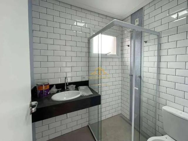 Casa / Sobrado em Condomínio para Venda em Carapicuíba/SP Chácara dos Lagos 4 Quartos
