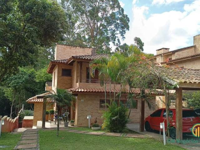 Casa / Sobrado em Condomínio para Venda em Carapicuíba/SP Chácara dos Lagos 5 Quartos