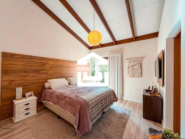 Casa / Sobrado em Condomínio para Venda em Carapicuíba/SP Granja Viana 3 Quartos