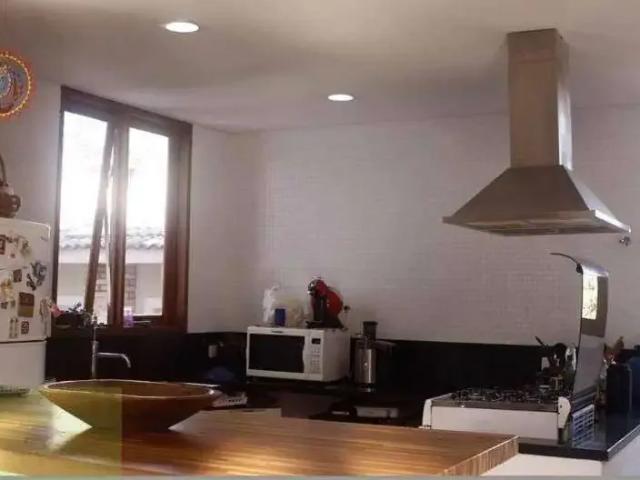 Casa / Sobrado em Condomínio para Venda em Carapicuíba/SP Granja Viana 4 Quartos