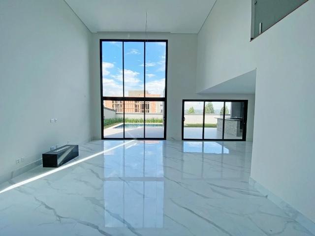 Casa / Sobrado em Condomínio para Venda em Carapicuíba/SP Granja Viana 4 Quartos