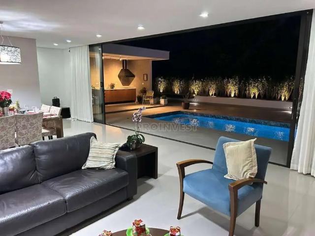 Casa / Sobrado em Condomínio para Venda em Carapicuíba/SP Granja Viana 4 Quartos