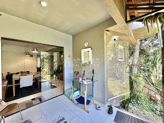 Casa / Sobrado em Condomínio para Venda em Carapicuíba/SP Jardim Ana Estela 3 Quartos