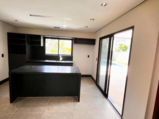 Casa / Sobrado em Condomínio para Venda em Caucaia/CE Cumbuco 4 Quartos