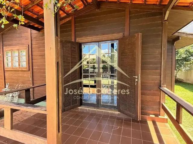 Casa / Sobrado em Condomínio para Venda em Chapada dos Guimarães/MT Centro 2 Quartos