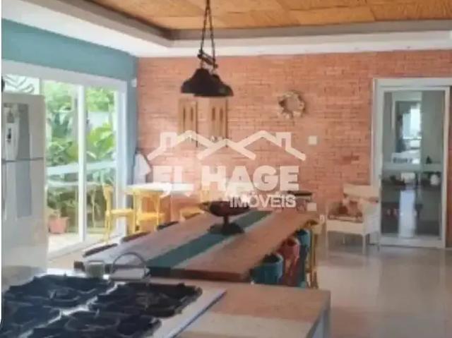 Casa / Sobrado em Condomínio para Venda em Chapada dos Guimarães/MT Centro 3 Quartos