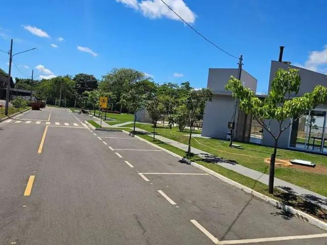 Casa / Sobrado em Condomínio para Venda em Chapada dos Guimarães/MT Centro 3 Quartos