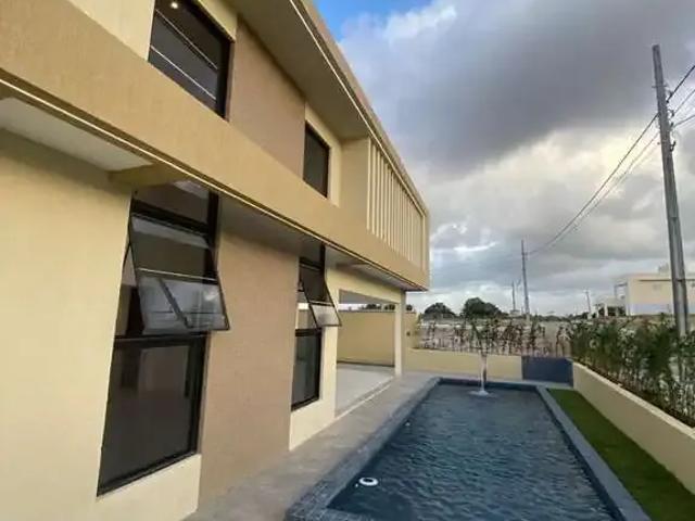 Casa / Sobrado em Condomínio para Venda em Conde/PB Carapibus 3 Quartos