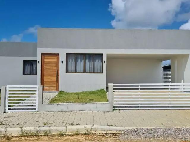 Casa / Sobrado em Condomínio para Venda em Conde/PB Carapibus 3 Quartos