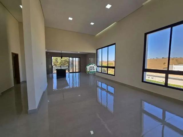 Casa / Sobrado em Condomínio para Venda em Confins/MG Gran Royalle Aeroporto 4 Quartos