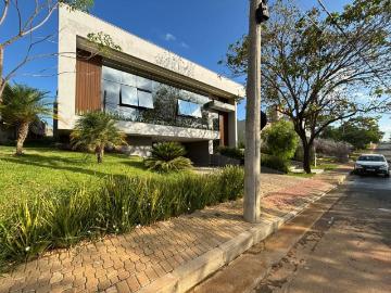 Casa / Sobrado em Condomínio para Venda em Confins/MG Gran Royalle Aeroporto 4 Quartos
