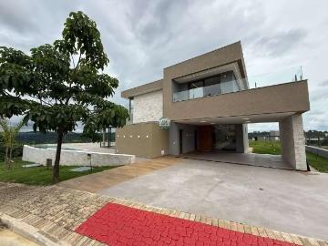 Casa / Sobrado em Condomínio para Venda em Confins/MG Gran Royalle Aeroporto 4 Quartos