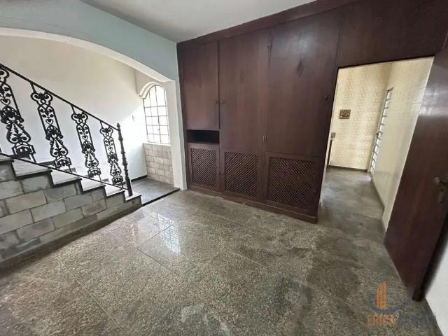 Casa / Sobrado em Condomínio para Venda em Conselheiro Lafaiete/MG Santo Antônio 4 Quartos