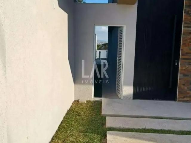 Casa / Sobrado em Condomínio para Venda em Contagem/MG Chácara Cotia 4 Quartos
