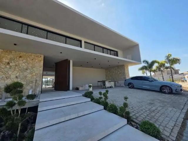 Casa / Sobrado em Condomínio para Venda em Contagem/MG Quintas Coloniais 4 Quartos