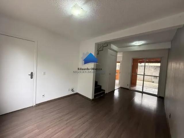 Casa / Sobrado em Condomínio para Venda em Cotia/SP Centro 2 Quartos