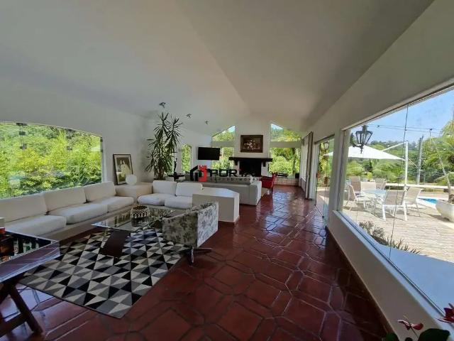 Casa / Sobrado em Condomínio para Venda em Cotia/SP Chácara Granja Velha 4 Quartos