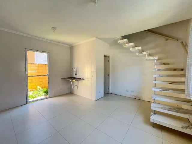 Casa / Sobrado em Condomínio para Venda em Cotia/SP Chácara Rincão 2 Quartos