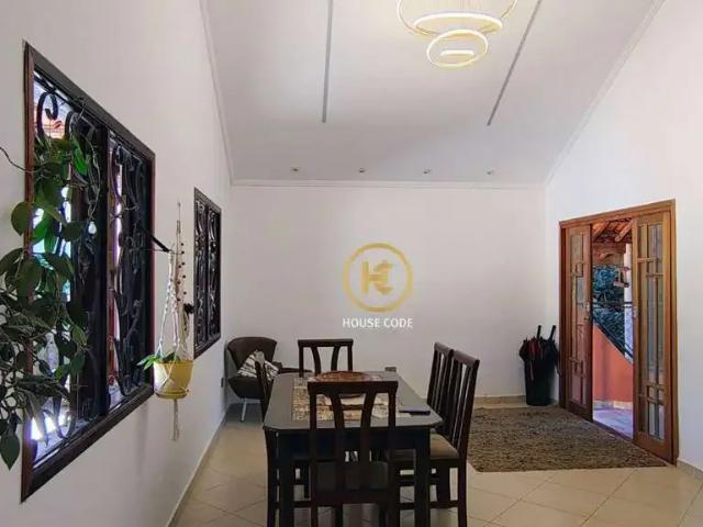 Casa / Sobrado em Condomínio para Venda em Cotia/SP Granja Caiapiá 6 Quartos