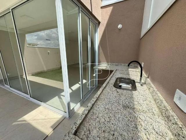 Casa / Sobrado em Condomínio para Venda em Cotia/SP Granja Viana 3 Quartos