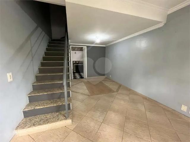 Casa / Sobrado em Condomínio para Venda em Cotia/SP Granja Viana 3 Quartos