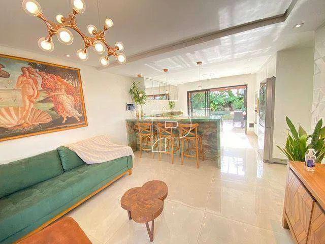 Casa / Sobrado em Condomínio para Venda em Cotia/SP Granja Viana 3 Quartos