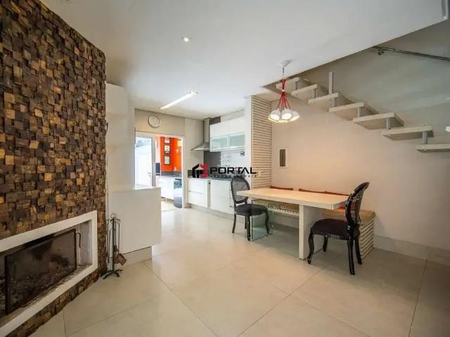 Casa / Sobrado em Condomínio para Venda em Cotia/SP Granja Viana 3 Quartos