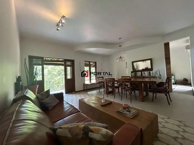 Casa / Sobrado em Condomínio para Venda em Cotia/SP Granja Viana 3 Quartos