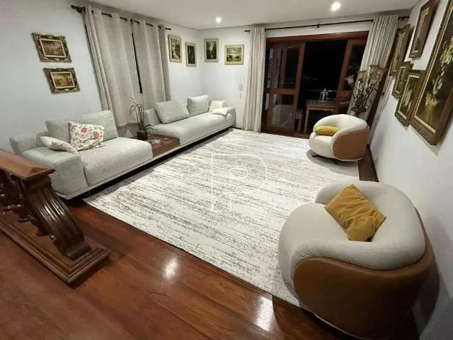 Casa / Sobrado em Condomínio para Venda em Cotia/SP Granja Viana 3 Quartos