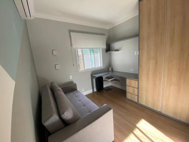 Casa / Sobrado em Condomínio para Venda em Cotia/SP Granja Viana 3 Quartos