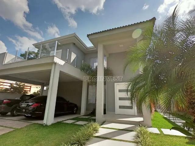 Casa / Sobrado em Condomínio para Venda em Cotia/SP Granja Viana 4 Quartos