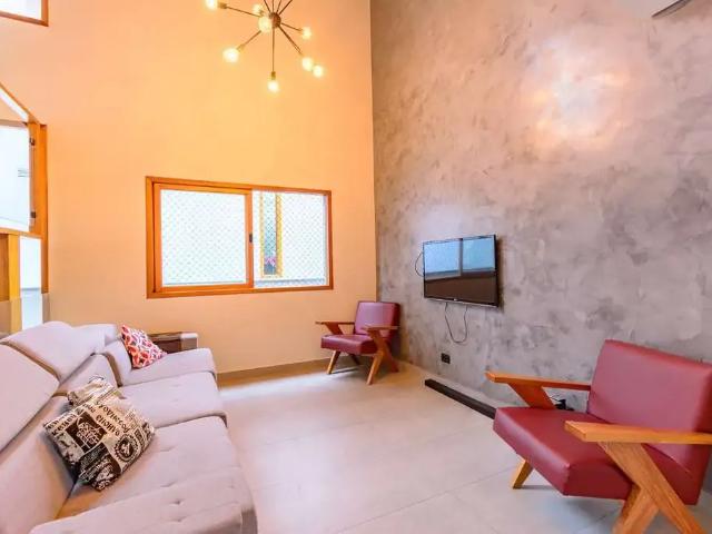 Casa / Sobrado em Condomínio para Venda em Cotia/SP Granja Viana 4 Quartos