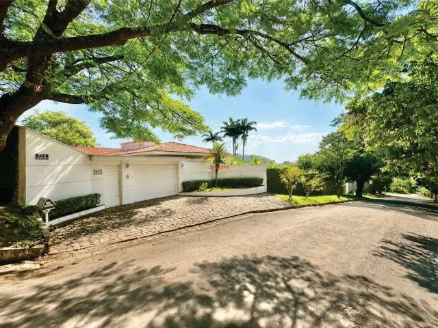 Casa / Sobrado em Condomínio para Venda em Cotia/SP Granja Viana 4 Quartos