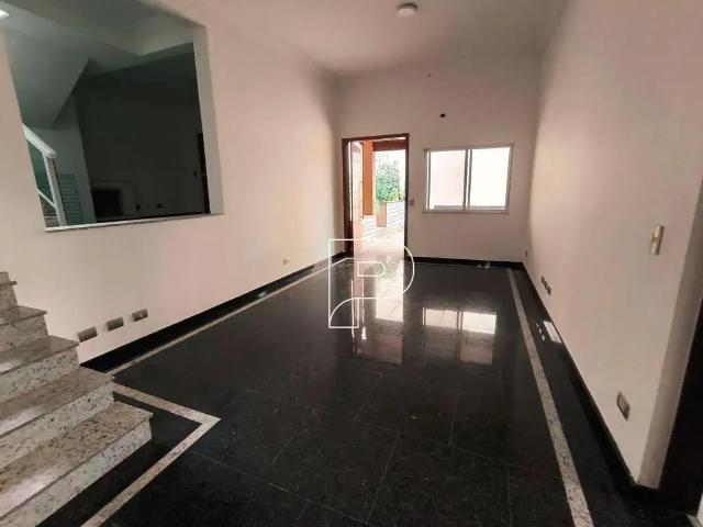 Casa / Sobrado em Condomínio para Venda em Cotia/SP Granja Viana 4 Quartos