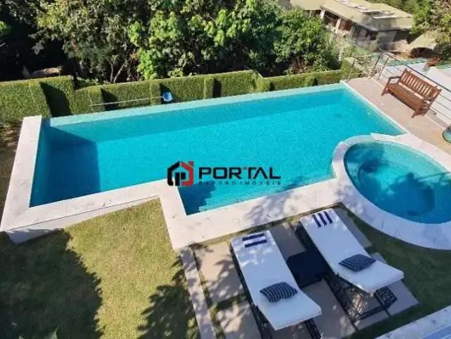 Casa / Sobrado em Condomínio para Venda em Cotia/SP Granja Viana 5 Quartos