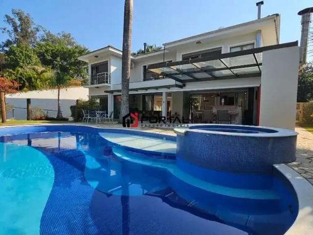 Casa / Sobrado em Condomínio para Venda em Cotia/SP Granja Viana 5 Quartos