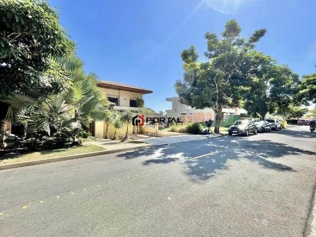 Casa / Sobrado em Condomínio para Venda em Cotia/SP Granja Viana 6 Quartos