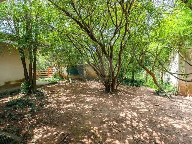 Casa / Sobrado em Condomínio para Venda em Cotia/SP Granja Viana 6 Quartos