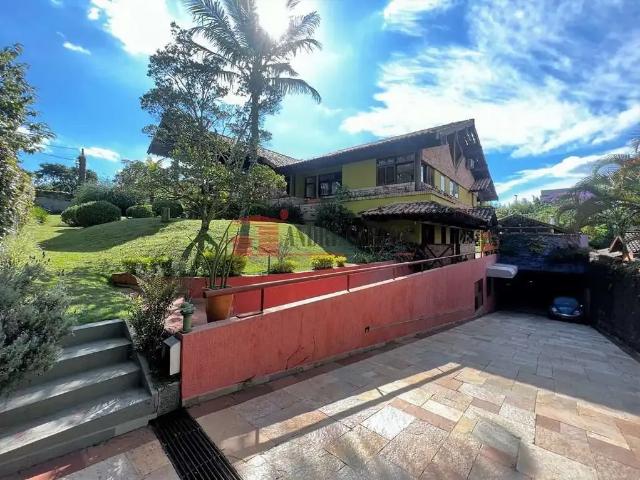 Casa / Sobrado em Condomínio para Venda em Cotia/SP Jardim Mediterrâneo 5 Quartos