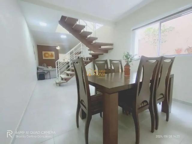 Casa / Sobrado em Condomínio para Venda em Cotia/SP Jardim Caiapia 3 Quartos