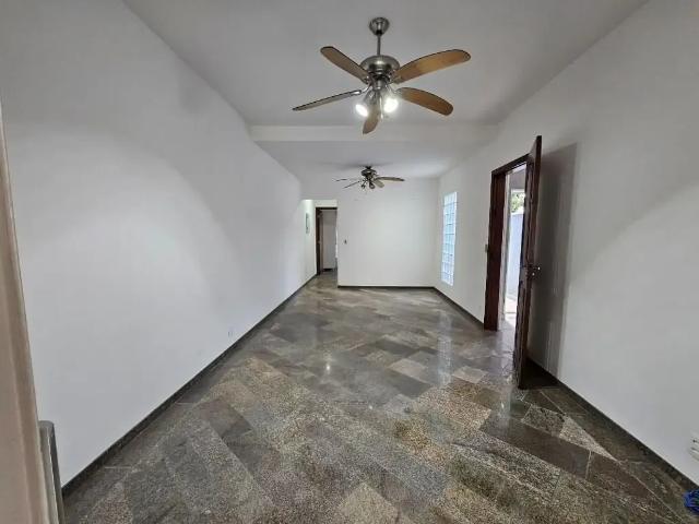 Casa / Sobrado em Condomínio para Venda em Cotia/SP Jardim da Glória 3 Quartos