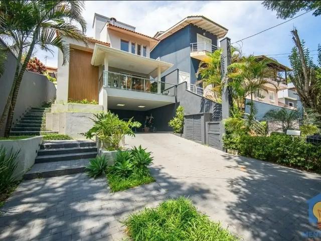 Casa / Sobrado em Condomínio para Venda em Cotia/SP Jardim das Flores 4 Quartos