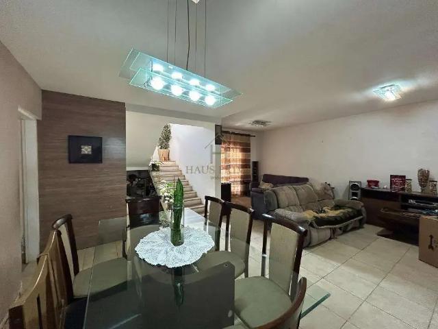 Casa / Sobrado em Condomínio para Venda em Cotia/SP Jardim dos Ipês 3 Quartos