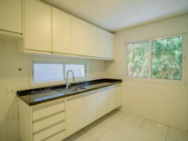 Casa / Sobrado em Condomínio para Venda em Cotia/SP Jardim Rebelato 3 Quartos