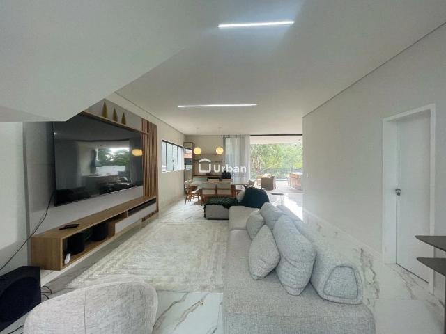 Casa / Sobrado em Condomínio para Venda em Cotia/SP São Paulo II 4 Quartos
