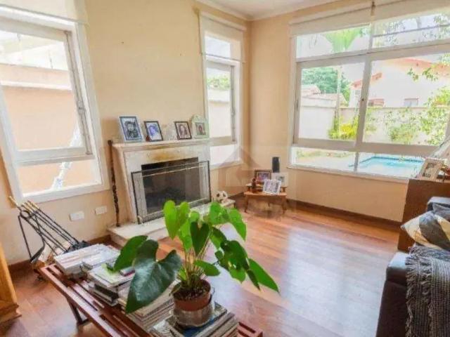 Casa / Sobrado em Condomínio para Venda em Cotia/SP São Paulo II 4 Quartos