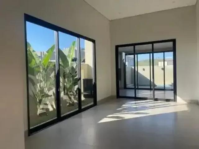 Casa / Sobrado em Condomínio para Venda em Cravinhos/SP Alto do Castelo 3 Quartos