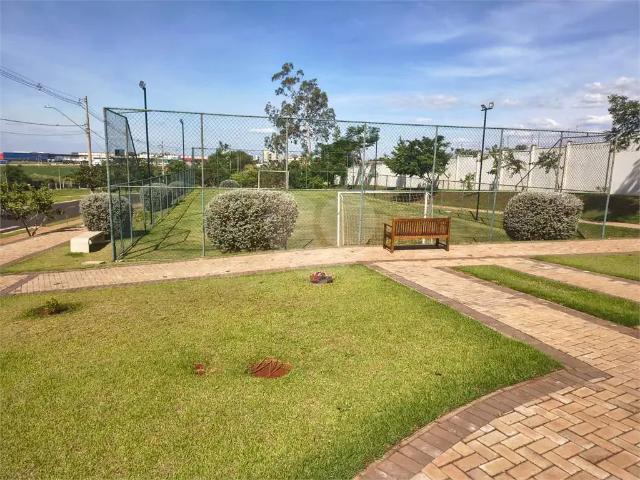 Casa / Sobrado em Condomínio para Venda em Cravinhos/SP Centro